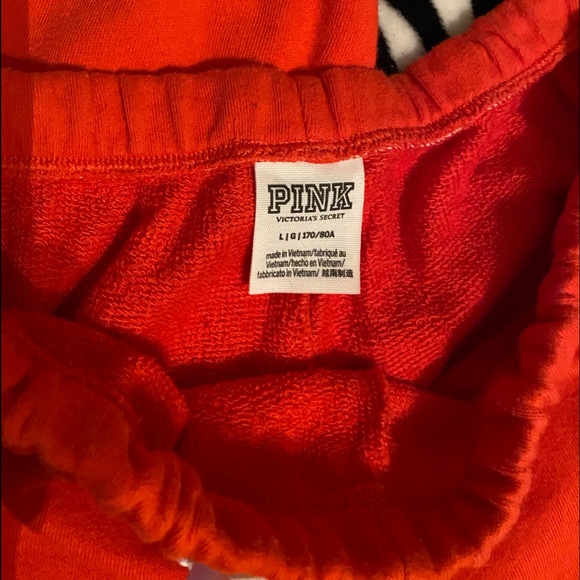 VS Pink joggers SZ Large - Picture 3 of 4